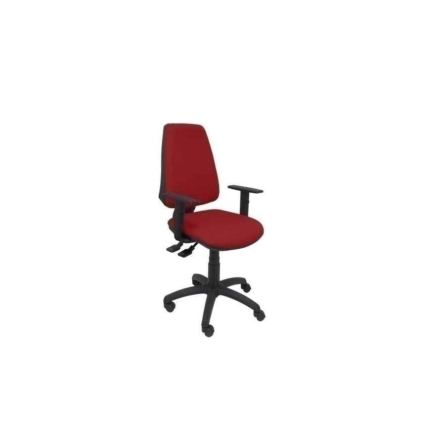 SILLA PIQUERAS Y CRESPO ELCHE S BRAZOS REGULABLES MECANISMO SINCRO de DOBLE MANETA GRAN CONFORTABILIDAD REGULABLE EN ALTURA RUEDAS de PARQUET ASIENTO Y RESPALDO TAPIZADO BALI GRANATE