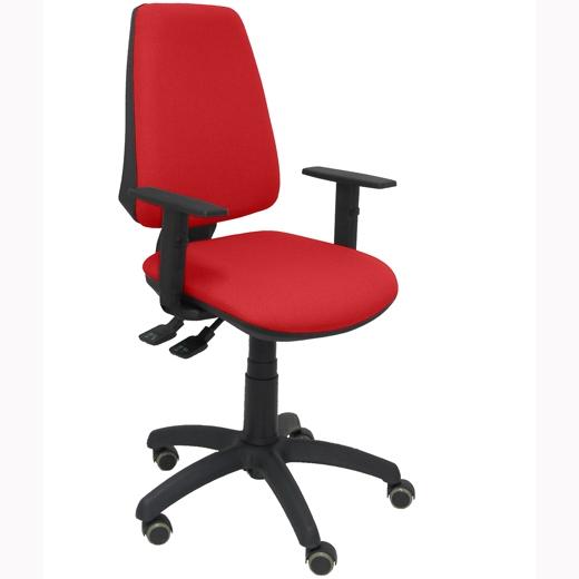 SILLA PIQUERAS Y CRESPO ELCHE S BRAZOS REGULABLES MECANISMO SINCRO de DOBLE MANETA GRAN CONFORTABILIDAD REGULABLE EN ALTURA RUEDAS de PARQUET ASIENTO Y RESPALDO TAPIZADO BALI ROJO