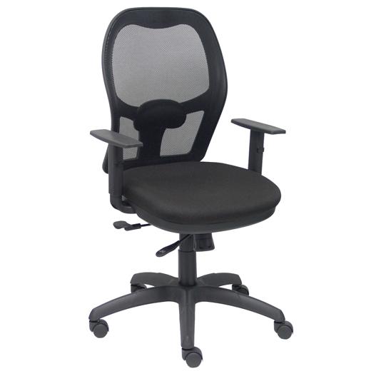 SILLA PIQUERAS Y CRESPO JORQUERA BRAZOS REGULABLES MECANISMO SINCRO CON REGULADOR DE TENSION TRASLAK RESPALDO DE MALLA NEGRA Y ASIENTO TAPIZADO BALI NEGRO