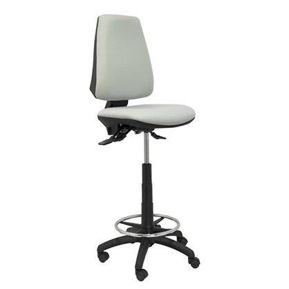 TABURETE PIQUERAS Y CRESPO ELCHE S ERGONOMICO MECANISMO DE CONTACTO PERMANENTE REGULABLE EN ALTURA Y ARO REPOSAPIES CROMADO RUEDAS NYLON ASIENTO Y RESPALDO TAPIZADOS BALI GRIS CLARO